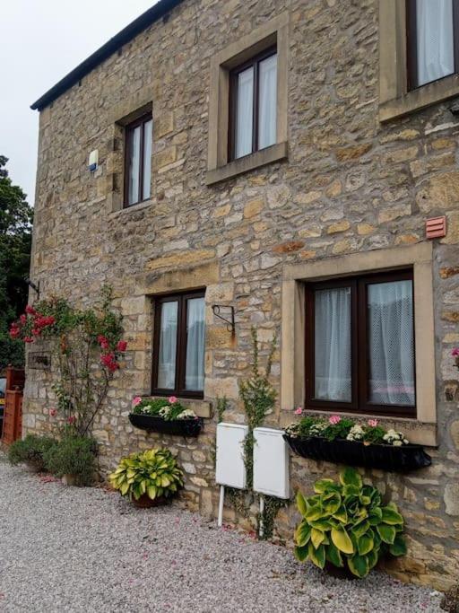 Charming, Wonderfully Cosy One Bedroom Apartment Giggleswick Exteriér fotografie